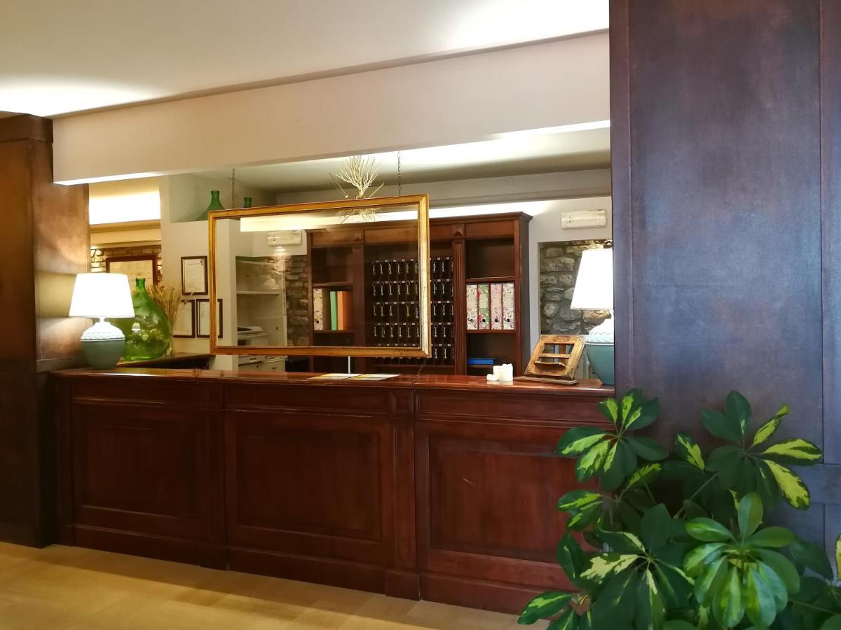 Hotel Il Castello อัสซิซี ภายนอก รูปภาพ