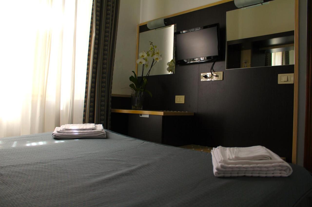 Hotel Il Castello อัสซิซี ภายนอก รูปภาพ